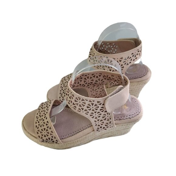 Restricted Beige Leather Ankle Strap Espardrille Wedge Platform Sandals Size 7 - Picture 2 of 5